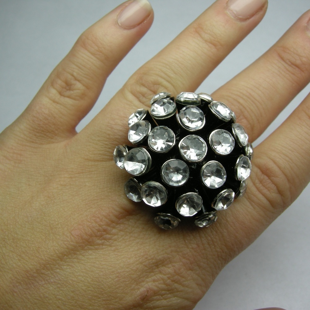 Starburst ring